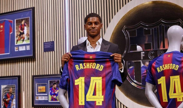 巴萨签西甲3000万锋霸接替莱万，拉什福德或被退货！成新三叉戟！