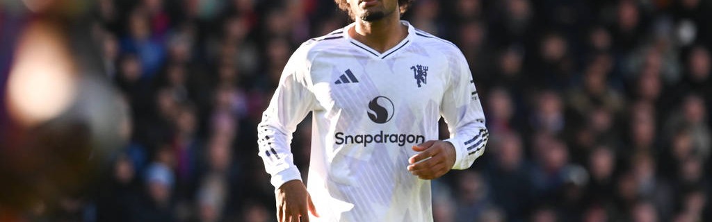 曝曼联冬窗预计多人离队 青训球员外租+齐尔克泽去罗马