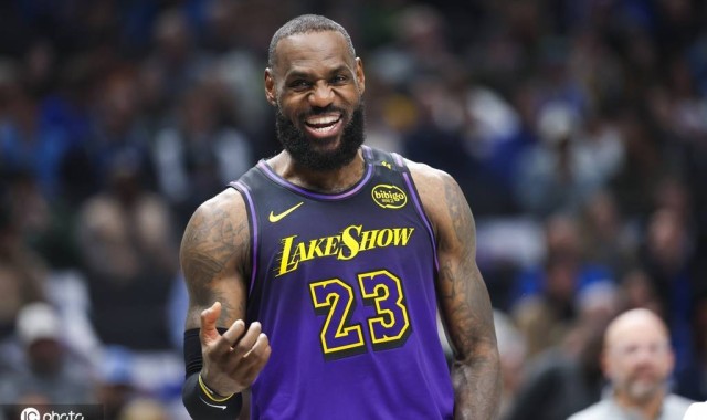 闹麻了！詹姆斯预热一天的决定二 竟是商业广告