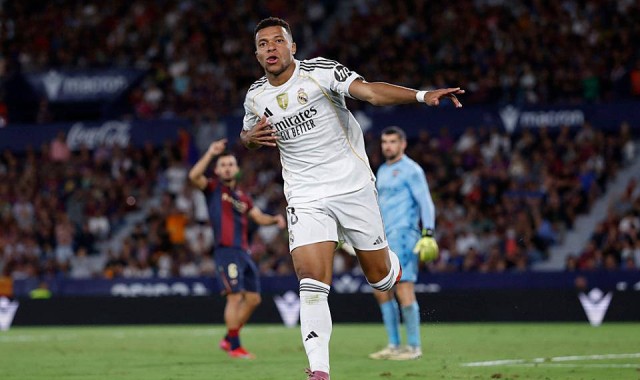 金球奖胜者之谁当先？姆巴佩领跑，哈兰德前景未卜