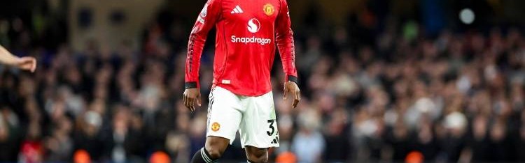 周薪12万英镑！梅努5年合同续约曼联，未来中场核心，薪水翻4倍