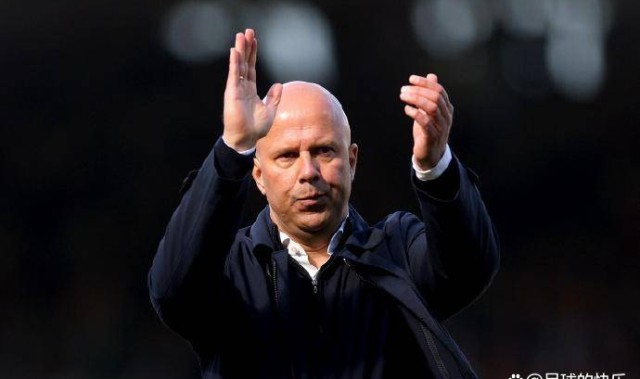 倒计时一周！斯洛特帅位悬在悬崖边，11亿豪阵崩盘+3大继任者浮出水面