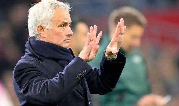 穆里尼奥出手！本菲卡盯上凯恩队友，欲签德甲王牌