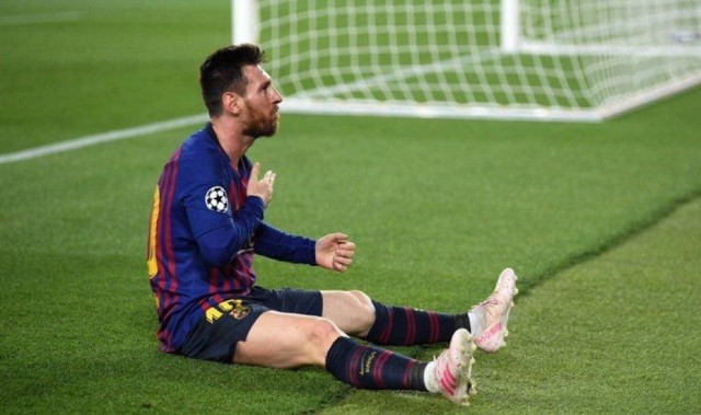 阿尔瓦雷斯：我多次研究梅西对利物浦的精彩任意球！今天对巴萨也成功进球！