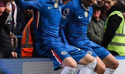 加纳乔处子球致敬C罗，桑德兰93分钟绝杀，2-1终结切尔西6连胜