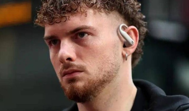 为何哈维·埃利奥特的阿斯顿维拉“噩梦”恐难终结 利物浦酝酿一月转会窗计划