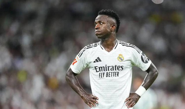 再见皇马！2亿头牌心灰意冷，更换头像逼宫离队，被姆巴佩牵连惨遭冷落