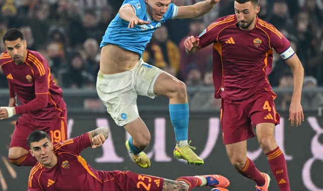 意甲｜那不勒斯小胜罗马 国米客场完胜比萨