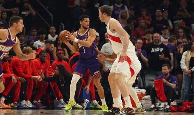 布克25分格林20分巴恩斯17分 太阳大胜猛龙