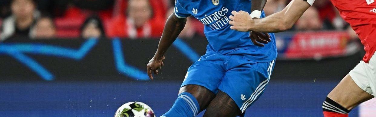 威尼修斯一脚世界波，把穆里尼奥踢上了看台。皇马这次算是在光明球场，把20天前的那笔账给清了