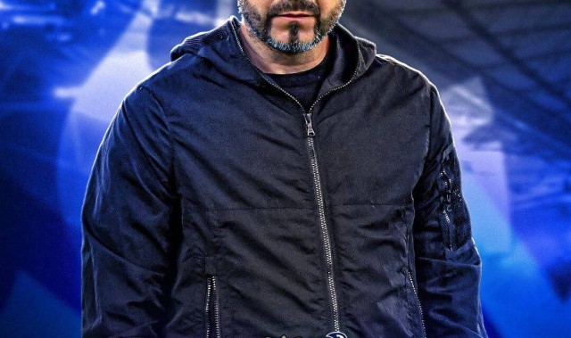 德泽尔比接洽曼联细节曝光！卡里克战绩让他只有选热刺，为支持青木道歉